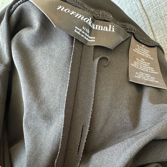 Norma Kamali Black Boot Pants. Size Small. - Picture 12 of 13